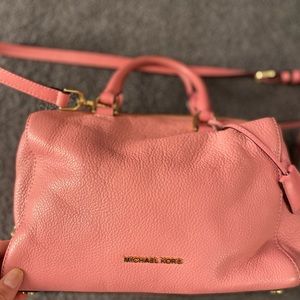 Michael Kors pink bag / Leather